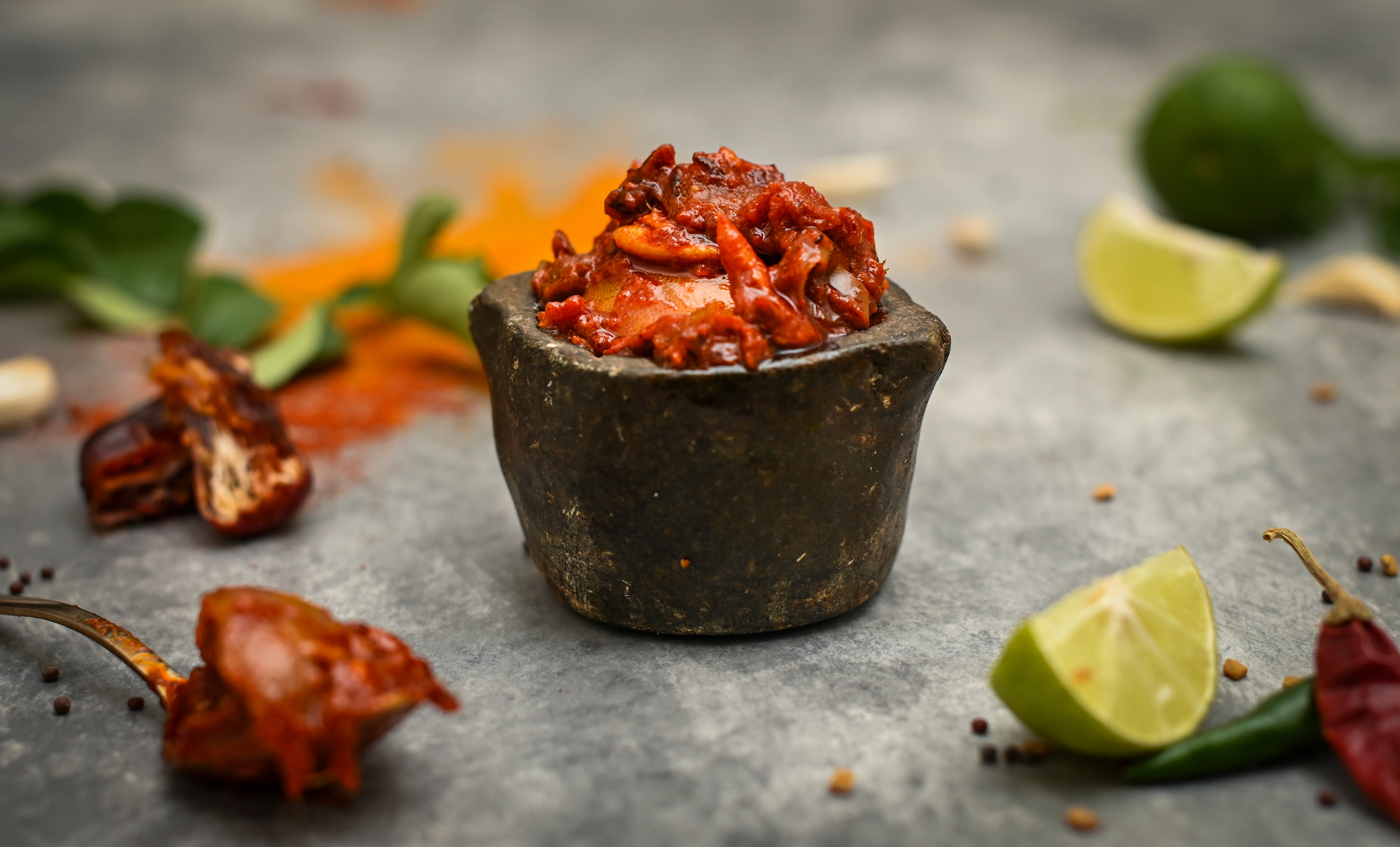 Lemon & Dates Pickles 300 GRM നാരങ്ങ & ഈന്തപഴം അച്ചാർ